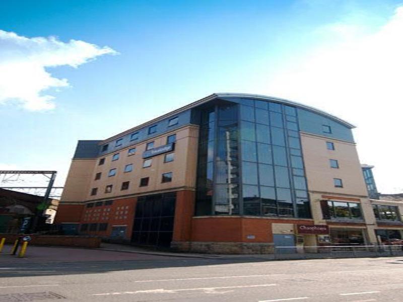 Travelodge Leeds Central Eksteriør bilde