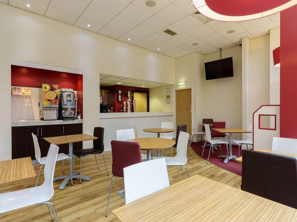 Travelodge Leeds Central Restaurant bilde