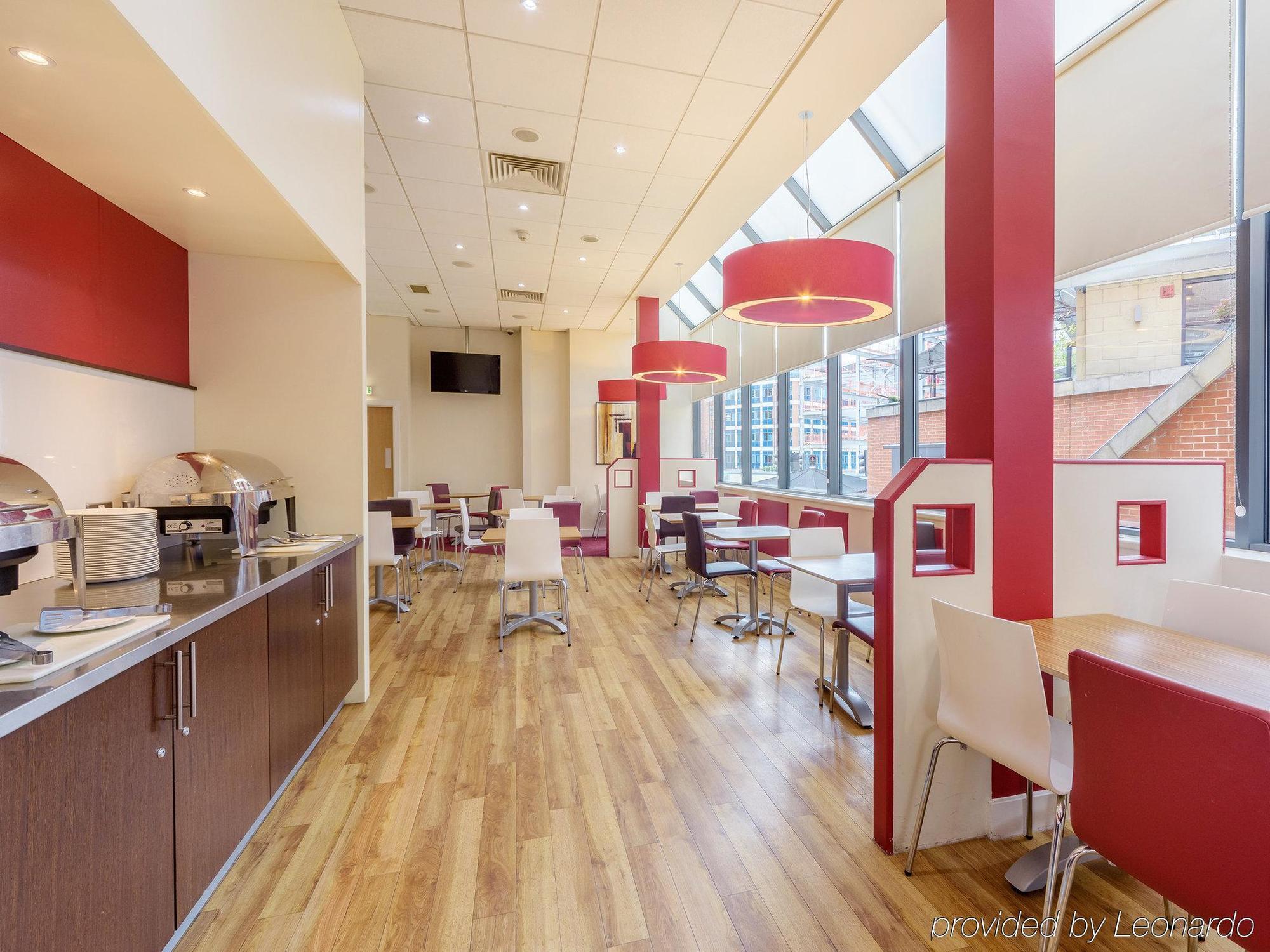 Travelodge Leeds Central Eksteriør bilde